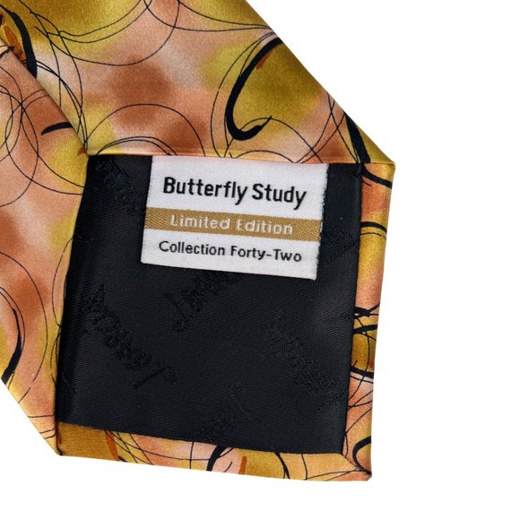 2006 J. Garcia Butterfly Study Tie 100% Silk Floral Gold Collection Forty-Two - Picture 3 of 7